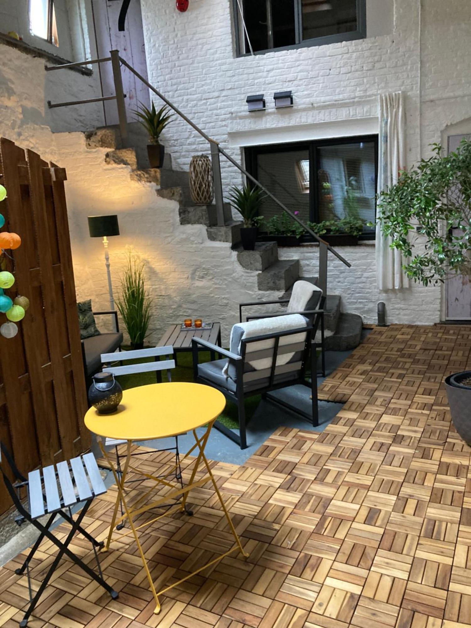 Gite D'Avalon Chambre 7 디넝 외부 사진